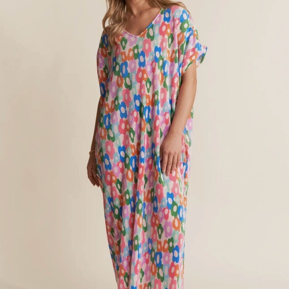 J.Nna Dresses & Skirts - Floral Multicolor Maxi